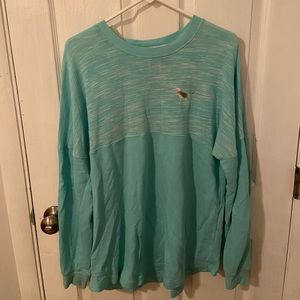 sweatshirt/ long sleeve shirt